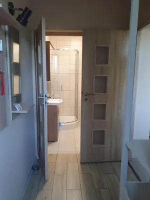 Łazienka w obiekcie Pokoje Babie Lato
