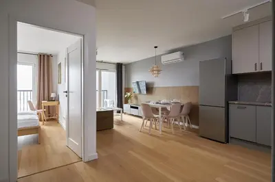 Kuchnia lub aneks kuchenny w obiekcie Apartamenty niedaleko dworca od WroclawApartament-pl