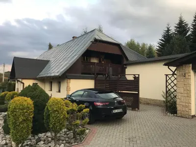 Budynek, w którym mieści się apartament