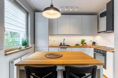 Kuchnia lub aneks kuchenny w obiekcie Komfortowy apartament z parkingiem