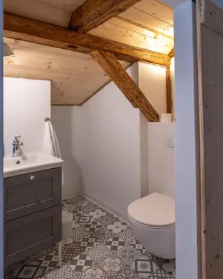 Łazienka w obiekcie Dom przy szlaku Wambierzyce