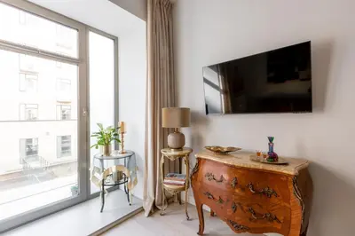 Telewizja i/lub zestaw kina domowego w obiekcie Apartament Wenecja Romantyczna - Młyn Maria - Art Apartments