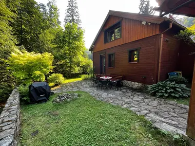 Ogród w obiekcie Domek nad potokiem