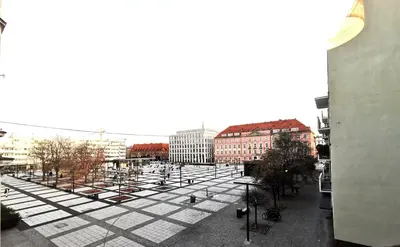 Budynek, w którym mieści się apartament