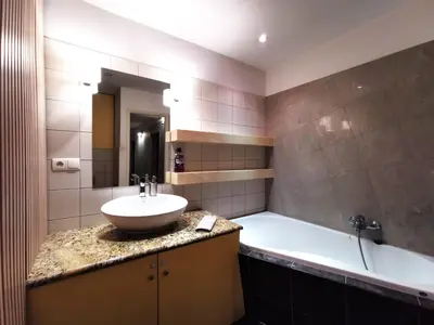 Łazienka w obiekcie NOŻOWNICZA Apartment ~ Self Check-In 24h ~ Lift
