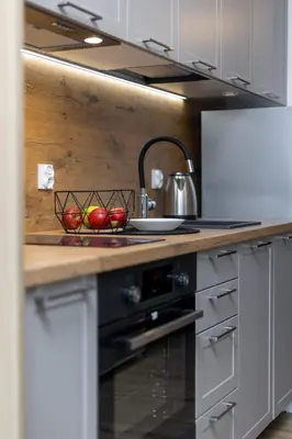 Kuchnia lub aneks kuchenny w obiekcie Apartamenty Jaworska 4 Wrocław