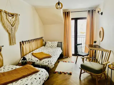 Łóżko lub łóżka w pokoju w obiekcie GÓRSKA CISZA - Duży, komfortowy, wyjątkowy Apartament