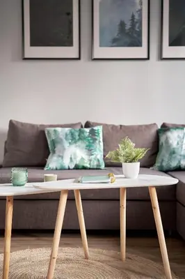 Część wypoczynkowa w obiekcie LAS I GÓRY Jedlina-Zdrój. Apartament na 5