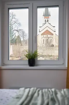 Łóżko lub łóżka w pokoju w obiekcie LAS I GÓRY Jedlina-Zdrój. Apartament na 5