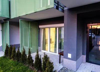 Budynek, w którym mieści się apartament