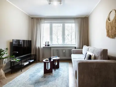 Telewizja i/lub zestaw kina domowego w obiekcie Apartament Good Morning Wrocław - 100m Rynek - Netflix - Free Parking - 3 separate rooms - AC