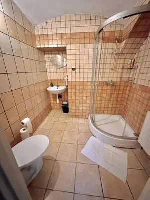 Łazienka w obiekcie Dom Kawalera Ściborzyce Małe 35