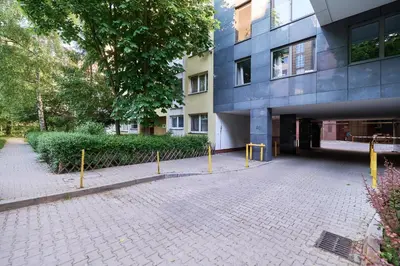 Budynek, w którym mieści się apartament