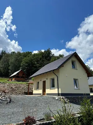 Budynek, w którym mieści się dom wakacyjny