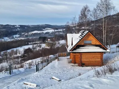 Obiekt Domek Muflon w Górach Sowich zimą