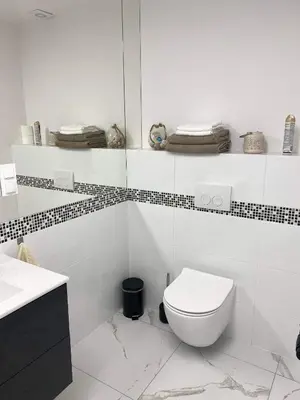 Łazienka w obiekcie Apartament u Przewodnika Sudeckiego