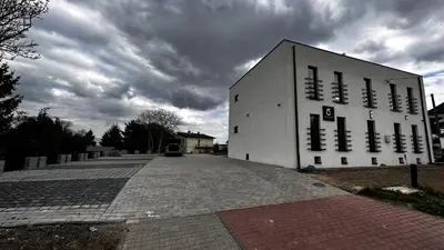 Budynek, w którym mieści się apartament