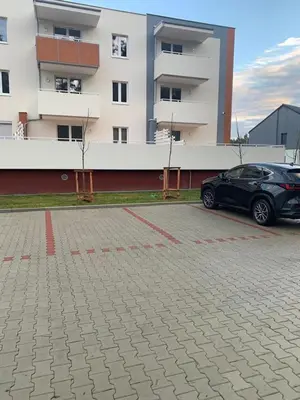 Budynek, w którym mieści się apartament