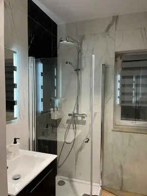 Łazienka w obiekcie All Season Sauna&Jacuzzi - Klimat - Willa z widokiem na góry Kotlina Kłodzka 4km do Zieleniec SKI Arena