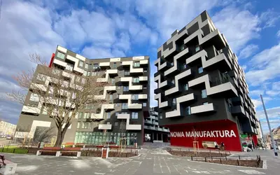 Budynek, w którym mieści się apartament