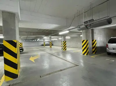 Plan piętra w obiekcie Art Marina nad rzeką z bezpłatnym parkingiem