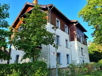 Budynek, w którym mieści się apartament