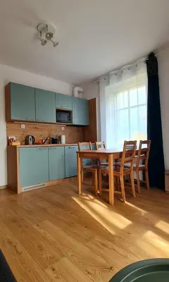 Kuchnia lub aneks kuchenny w obiekcie Apartamenty Dębowa 3