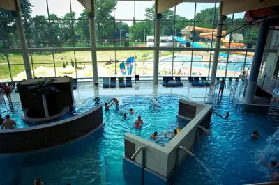 Basen w obiekcie Apartament Rodzinny L7 lub w pobliżu