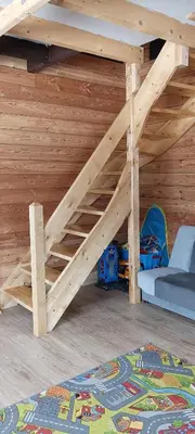 Łóżko lub łóżka piętrowe w pokoju w obiekcie Enklawa w Porębie
