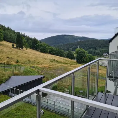 Widok na góry z tego apartamentu