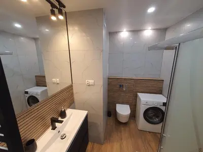 Łazienka w obiekcie JDK Apartamenty Legionów 32m2 4-osobowy