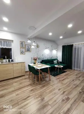 Kuchnia lub aneks kuchenny w obiekcie Apartamenty Pod Lipami