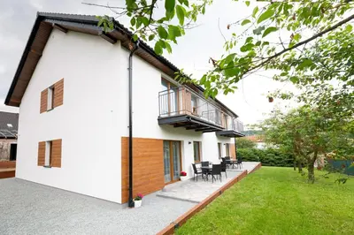 Budynek, w którym mieści się apartament
