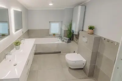 Łazienka w obiekcie WOLSKA APARTMENT 80m2 - 7 people, 3 rooms