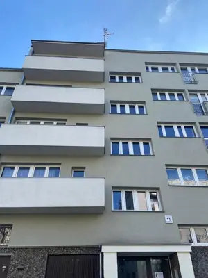 Budynek, w którym mieści się apartament