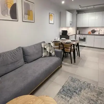 Apartament Cudovny z własnym ogródkiem i miejscem parkingowym w garażu
