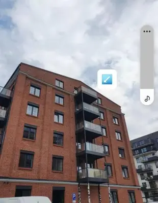 Budynek, w którym mieści się apartament