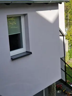 Budynek, w którym mieści się apartament