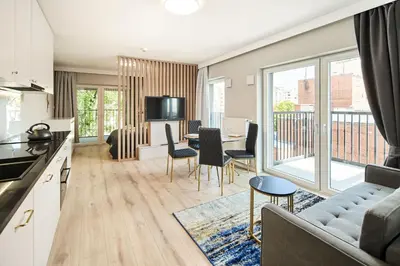 Kuchnia lub aneks kuchenny w obiekcie Symphony City Square Aparthotel