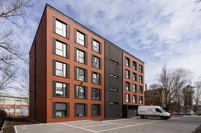 Budynek, w którym mieści się apartament
