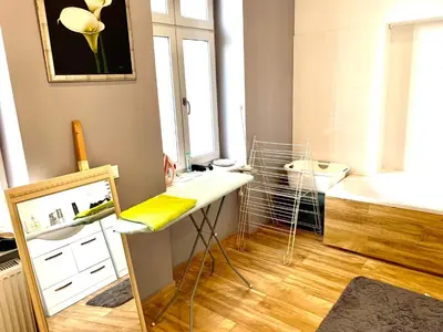 Kuchnia lub aneks kuchenny w obiekcie Cozy Room in Artistic District 2 Bathrooms Center
