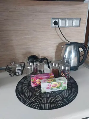 Zestaw do parzenia kawy i herbaty w obiekcie Z widokiem na Dzikowiec