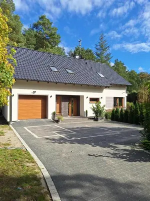 Budynek, w którym mieści się pensjonat