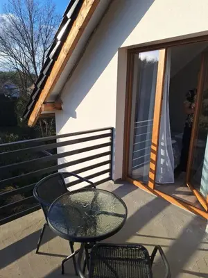 Balkon lub taras w obiekcie Apartamenty Dębowy Zakątek w Dolinie Baryczy