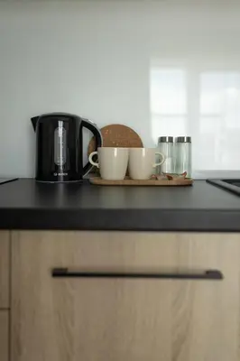 Zestaw do parzenia kawy i herbaty w obiekcie Zielony Zakątek