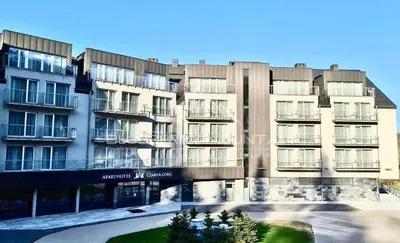 Budynek, w którym mieści się apartament