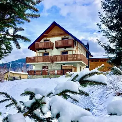 nowy Rustykalny apartament z tarasem - Willa Sowia