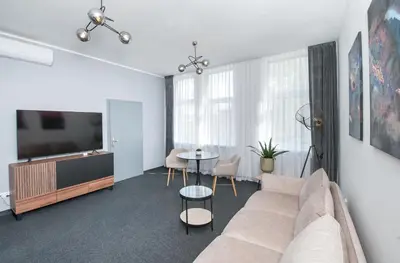 Telewizja i/lub zestaw kina domowego w obiekcie Apartamenty Zabrska 45